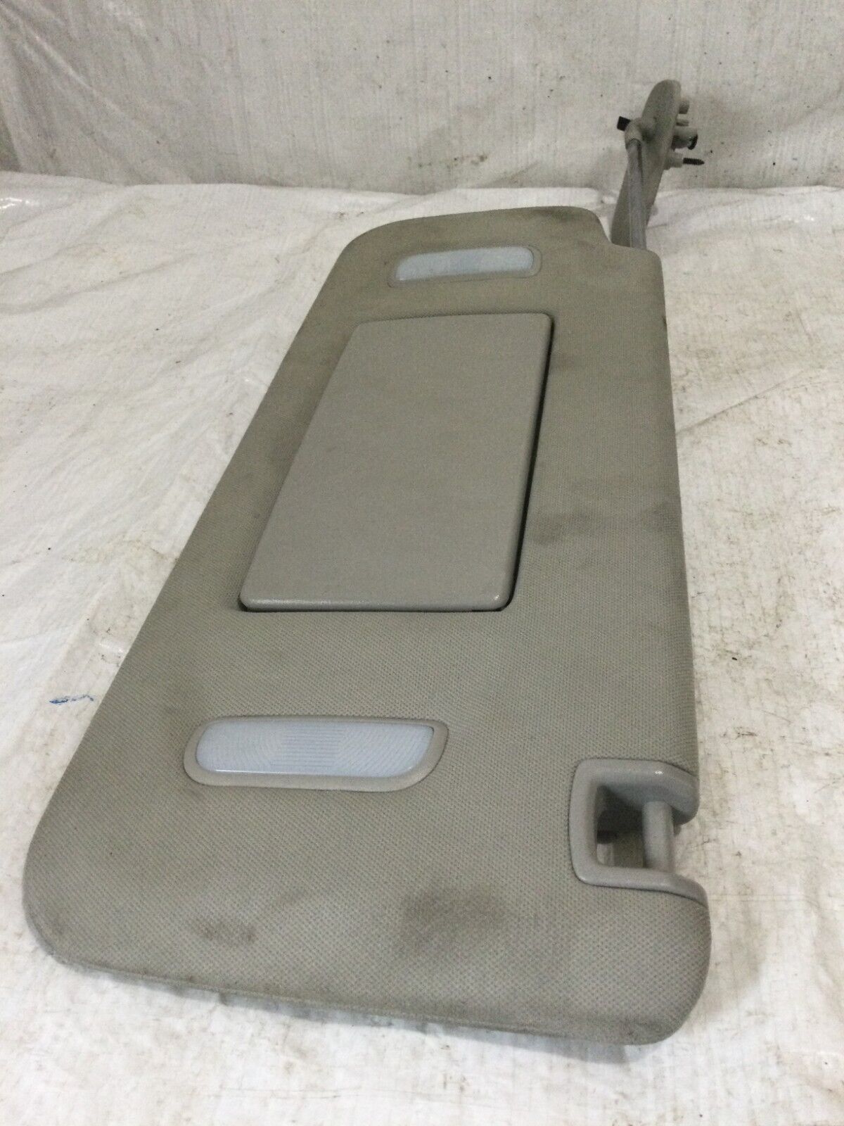 2007 Cadillac Escalade Left Driver  Sun Visor  Illuminated OEM