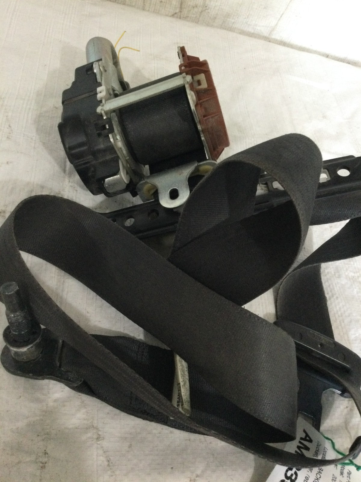 2007 Infiniti G35 Front Left Driver Seat Belt OEM
