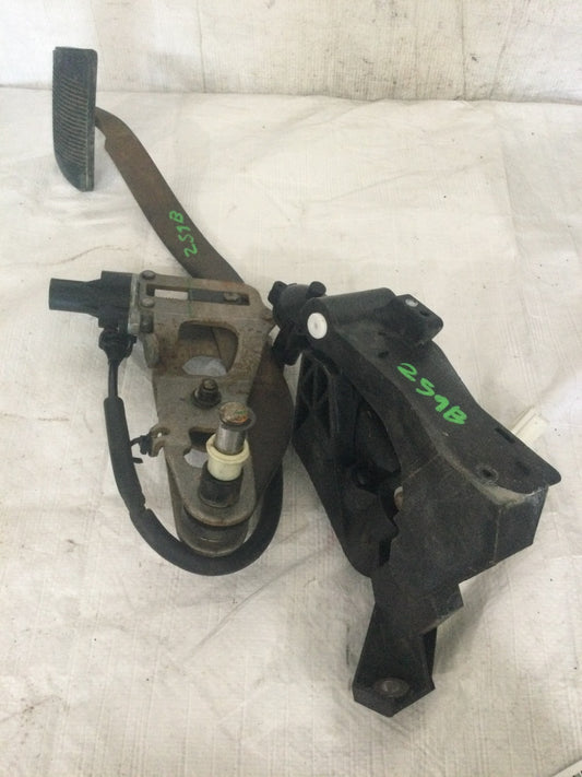 2012 Dodge Ram 1500 Brake Pedal Assembly OEM