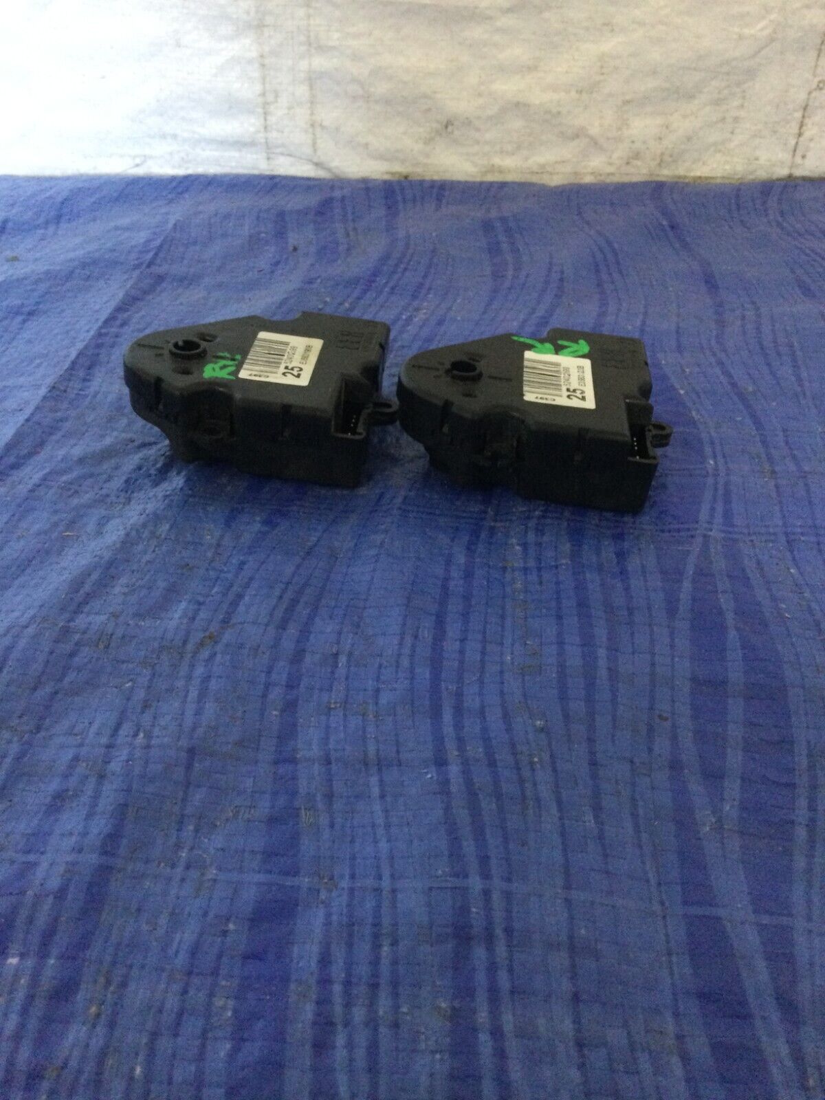 2007 Cadillac Escalade ESV HVAC BLend Door Actuator 52402599 OEM