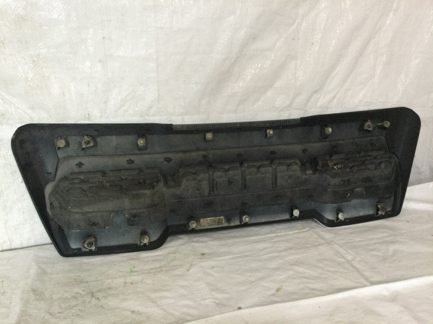2020-2022 GMC Sierra 2500 3500 Upper Hood Grille OEM