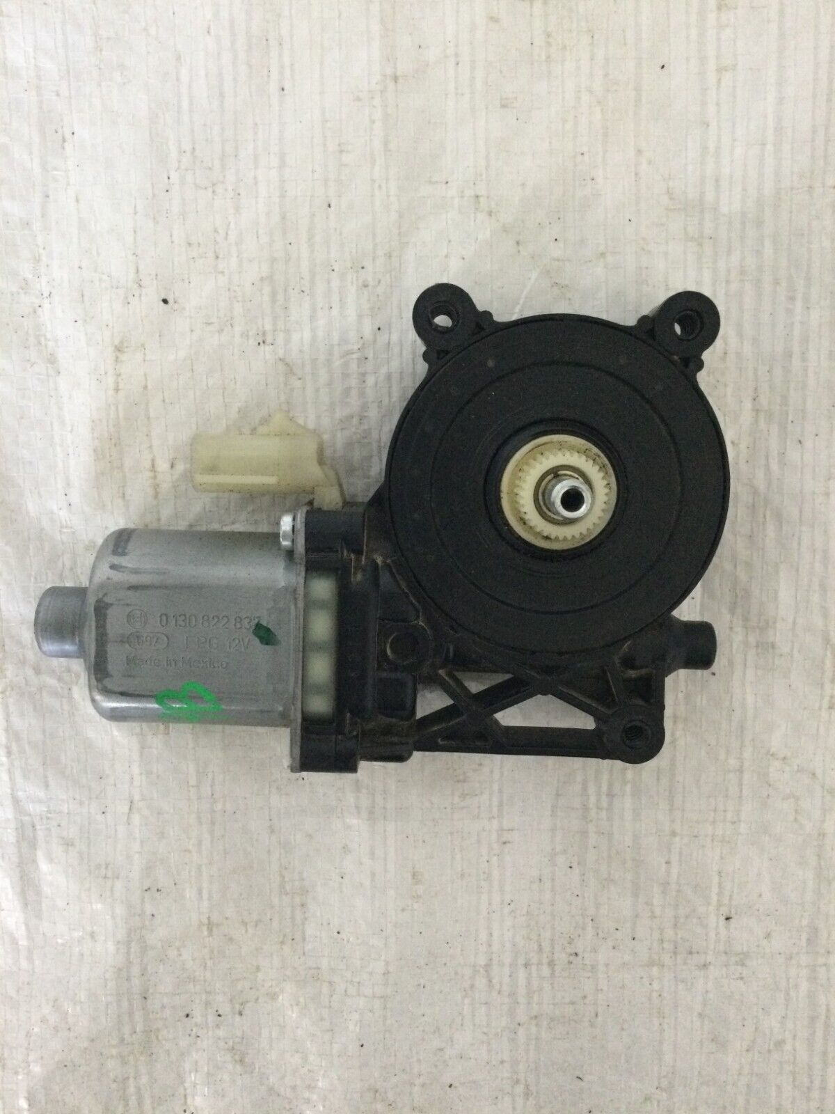 2017 GMC Sierra 1500 Front Right Power Window Motor OEM