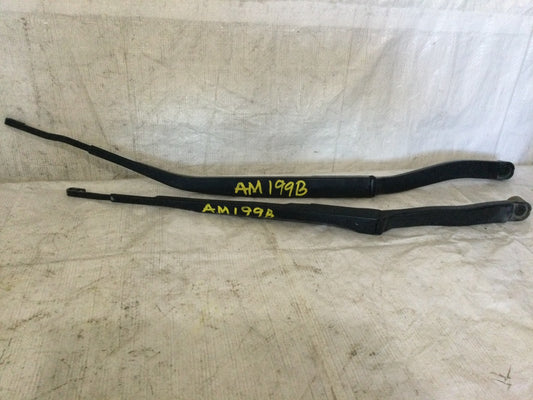 2009 Nissan Murano 3.5L Wiper Arm Set Of 2 OEM