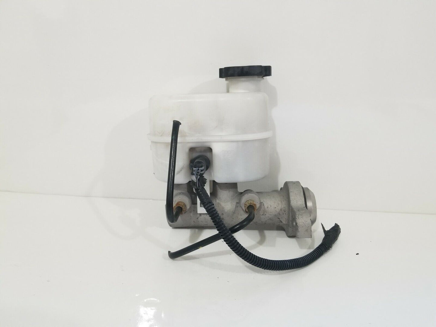 2007 GMC Sierra 1500 2500 3500 Classic Style Master Power Brake Cylinder OEM 