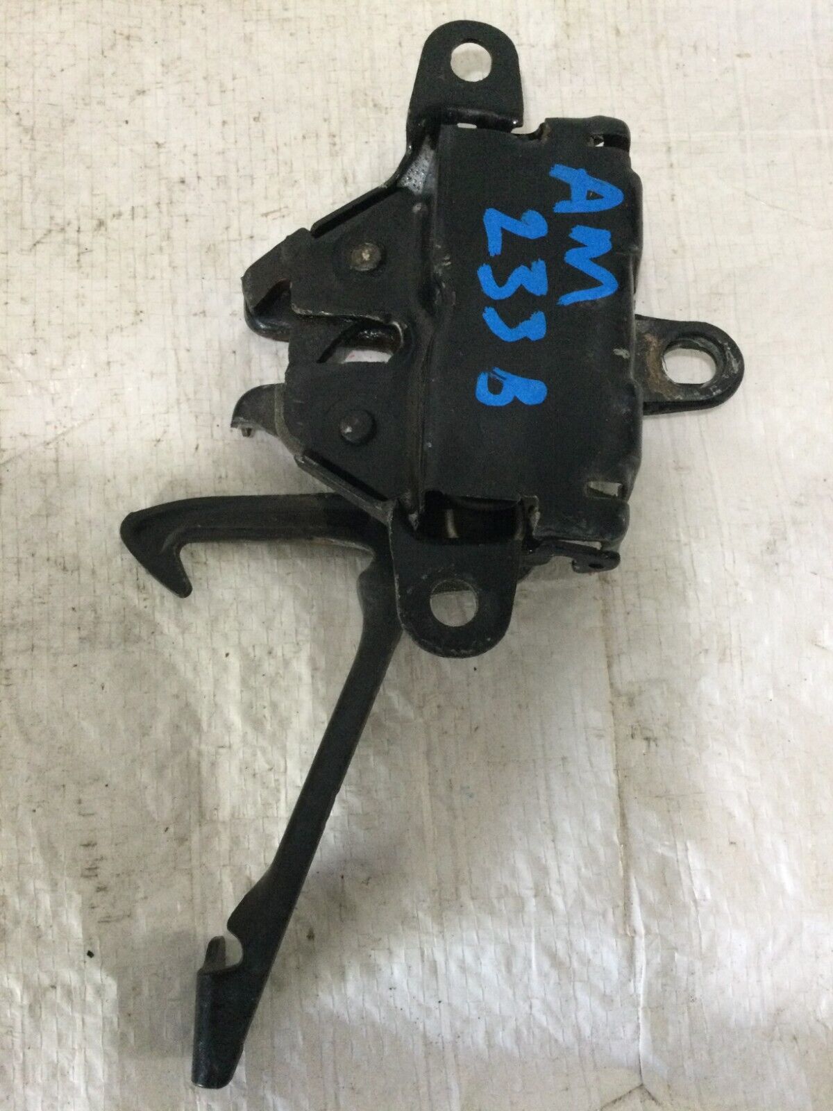 2001-2003 Toyota Highlander Hood Latch OEM