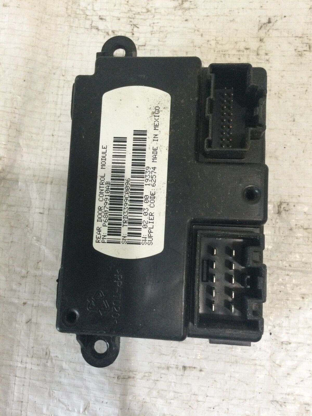 2017 Dodge Grand Caravan Sliding Door Power Control Module 68079910AB OEM