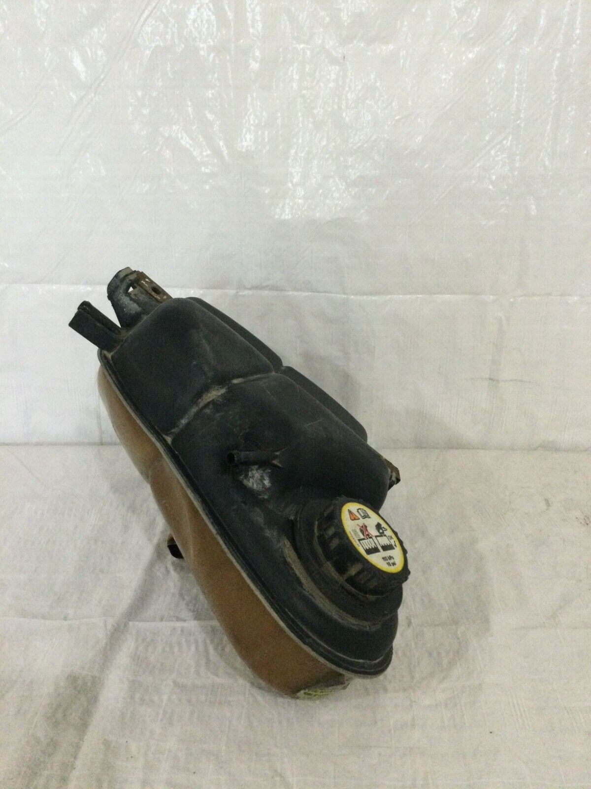 2005 Ford F-350SD Radiator Tank OEM 6.0L Diesel 