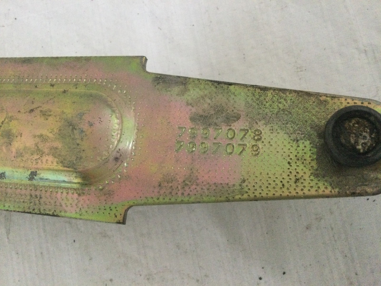 1984 Jaguar XJS Front Left Power Window Regulator OEM 7997079