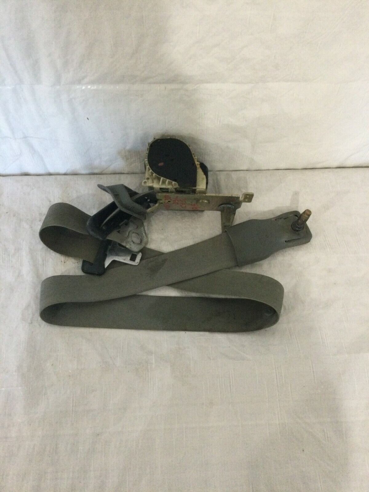 2005 Ford F350SD Front Right Passenger Seat Belt OEM 6.0L 