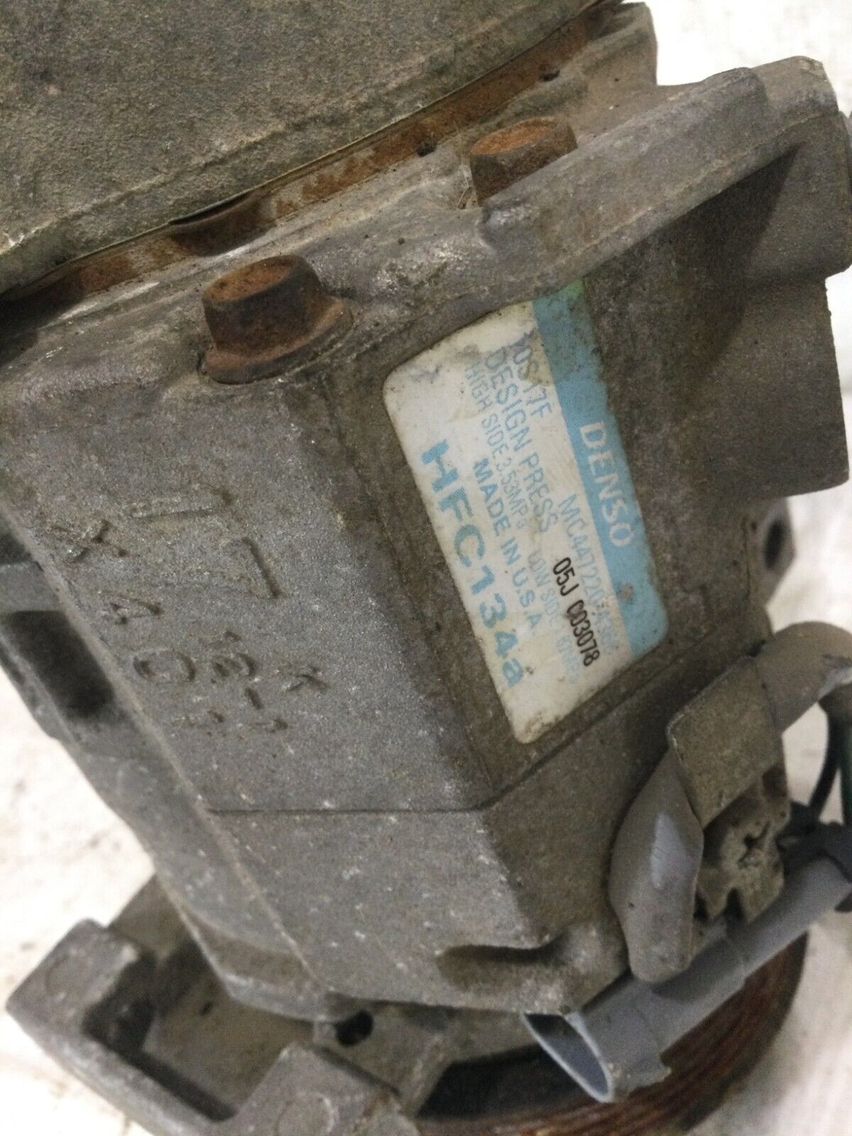 2007  Chevrolet Silverado 3500 AC Air Compressor  OEM