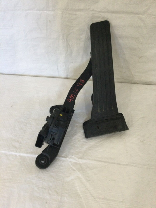 2016 Hyundai Elantra GT Accelerator Gas Pedal OEM 
