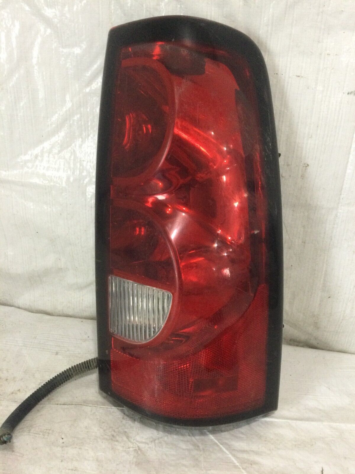 2007 Chevrolet Silverado 1500 Right Passenger Side Tail Light Taillight OEM