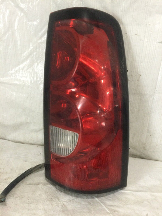 2007 Chevrolet Silverado 1500 Right Passenger Side Tail Light Taillight OEM