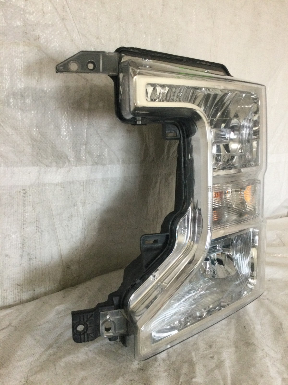 2020-2022 Ford F350 F-350 Super Duty Left Headlight Halogen OEM LC3B-13006-AD