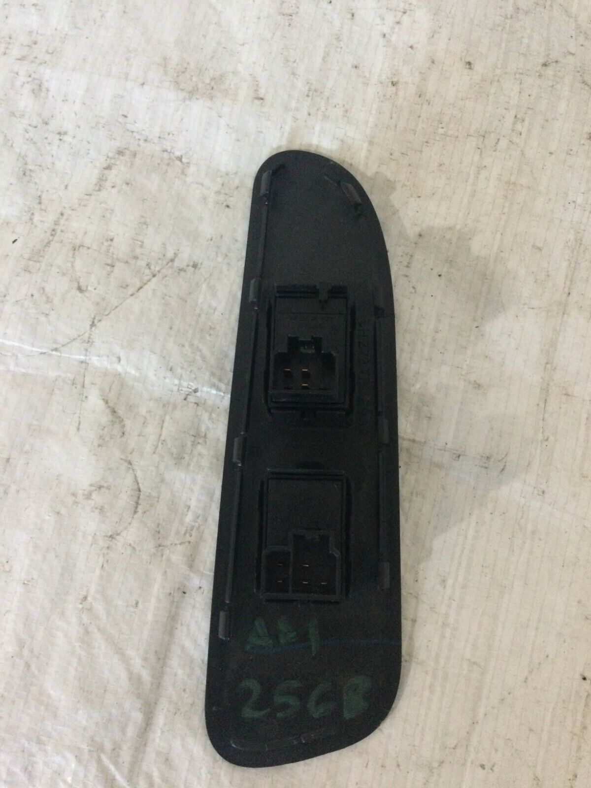 2005 Dodge Ram 1500 Front Right Passenger Door Switch OEM