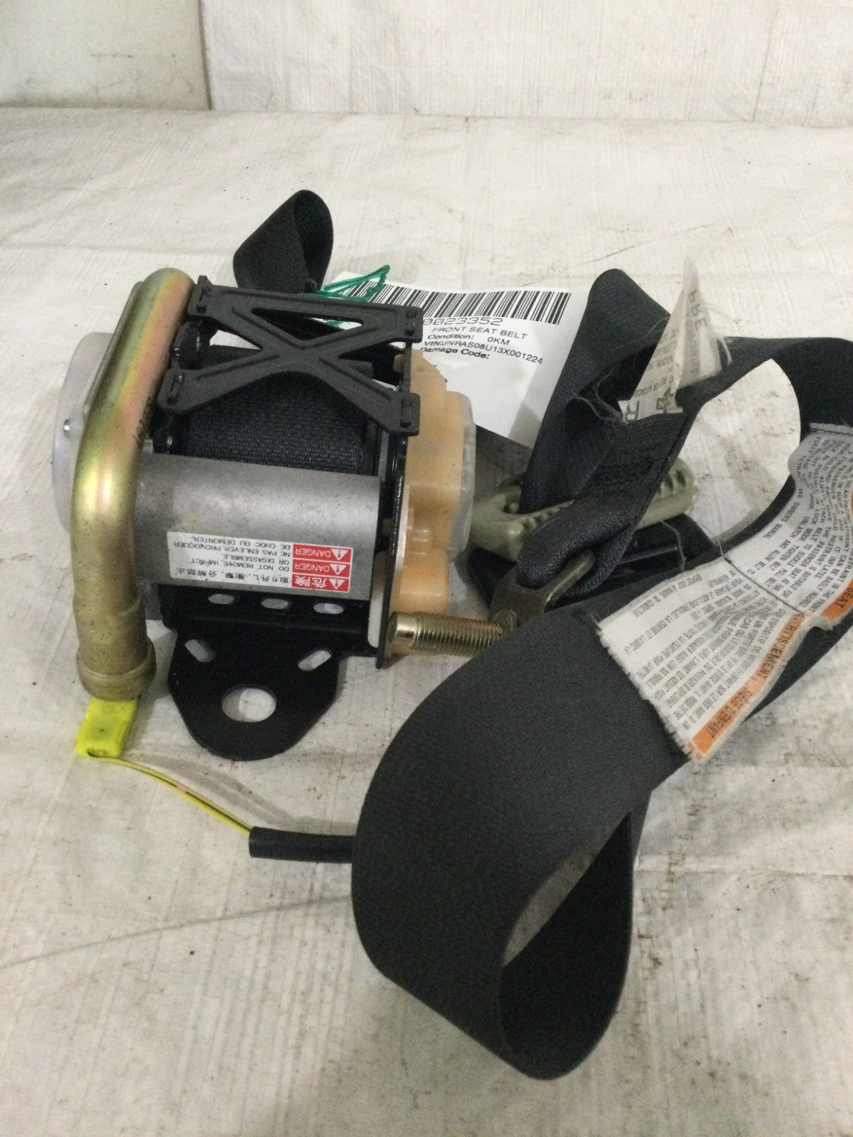 2003 Infiniti FX35 Front Right Passenger Seat Belt Retractor OEM