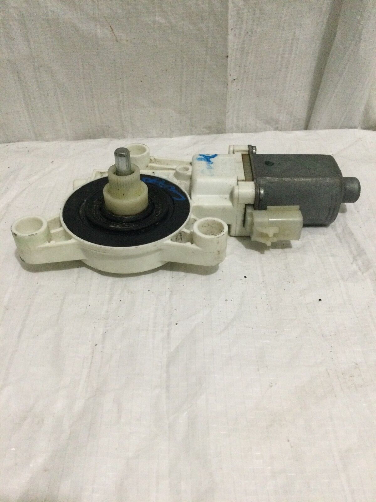 2017 Dodge Grand Caravan Front Left Power Window Motor OEM