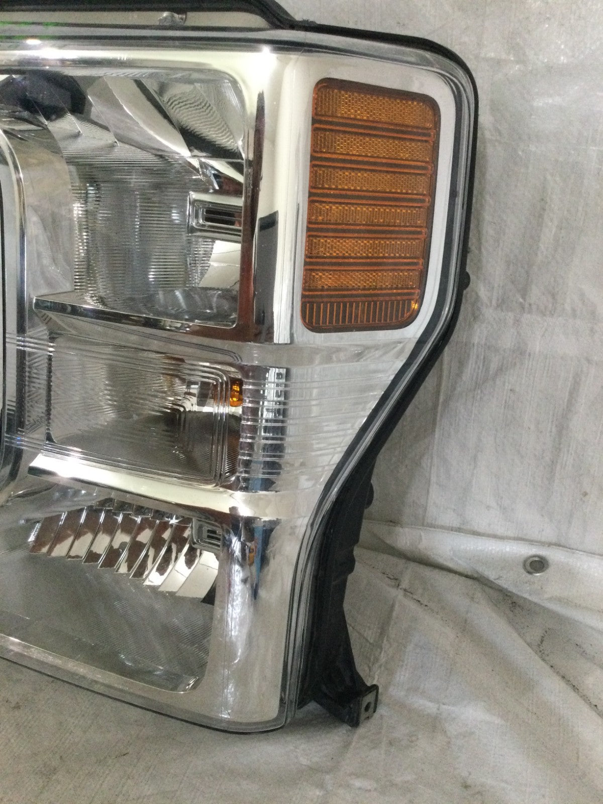 2020-2022 Ford F350 F-350 Super Duty Left Headlight Halogen OEM LC3B-13006-AD