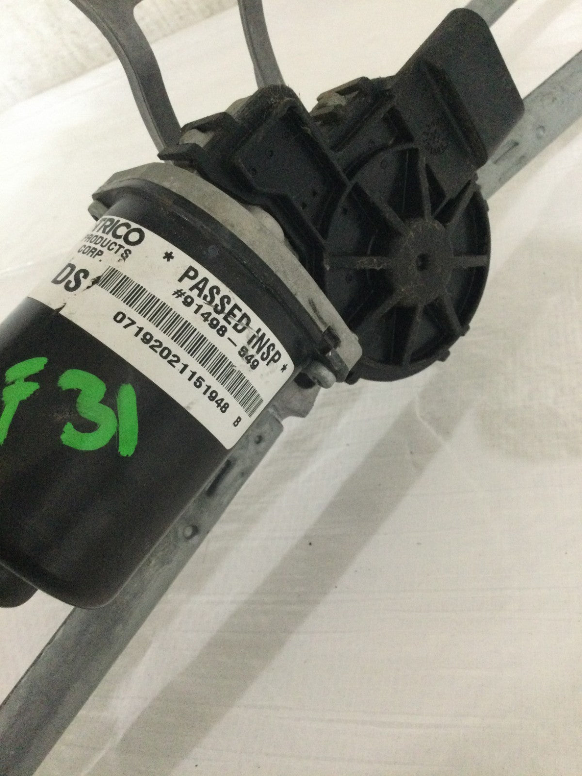 2021 Dodge Ram 3500 Windshield Wiper Motor W/ Linkage OEM 55372141AL