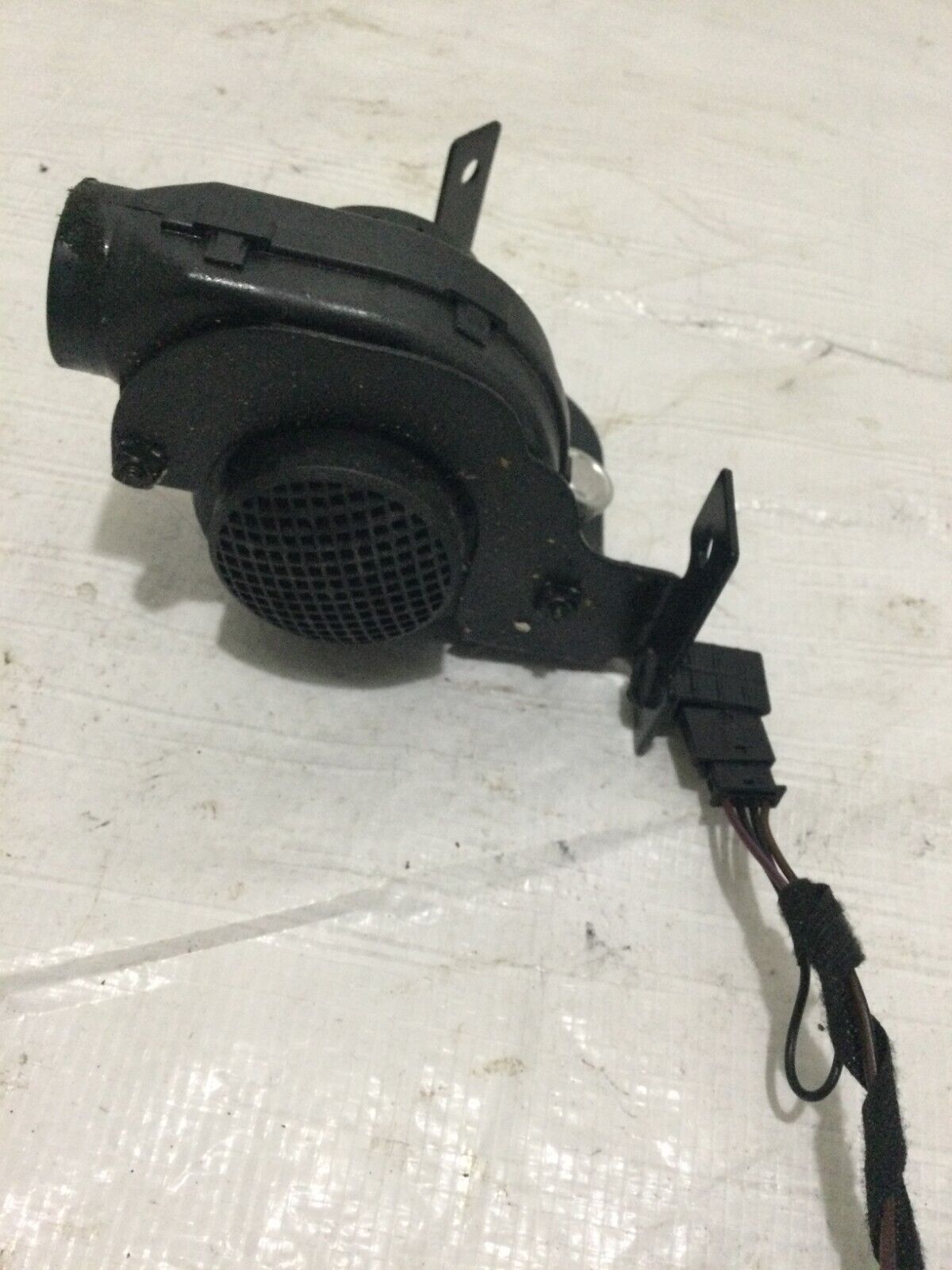 2004 BMW 745I  GPS DVD Player Cooling Fan  Motor 6932273 OEM