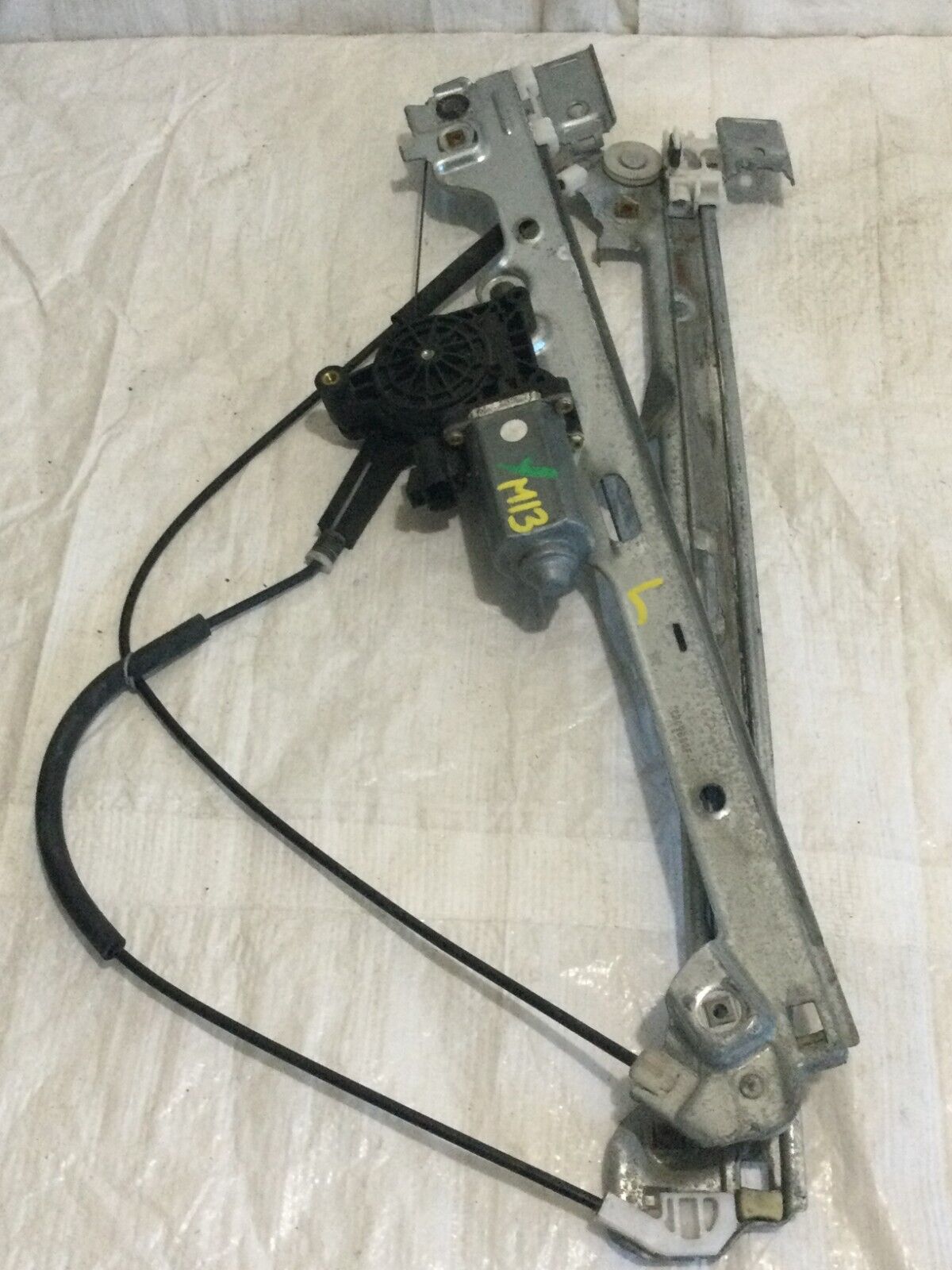 2004-2006 Cadillac Escalade Front Left Window Door Regulator Motor OEM