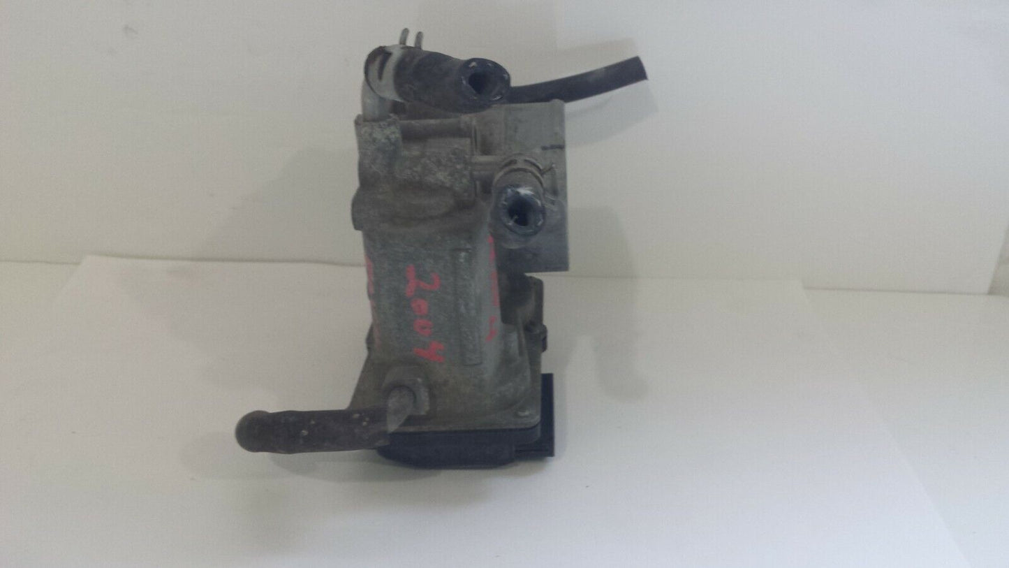 2004 Toyota Rav4 Throttle Body Valve Assembly OEM