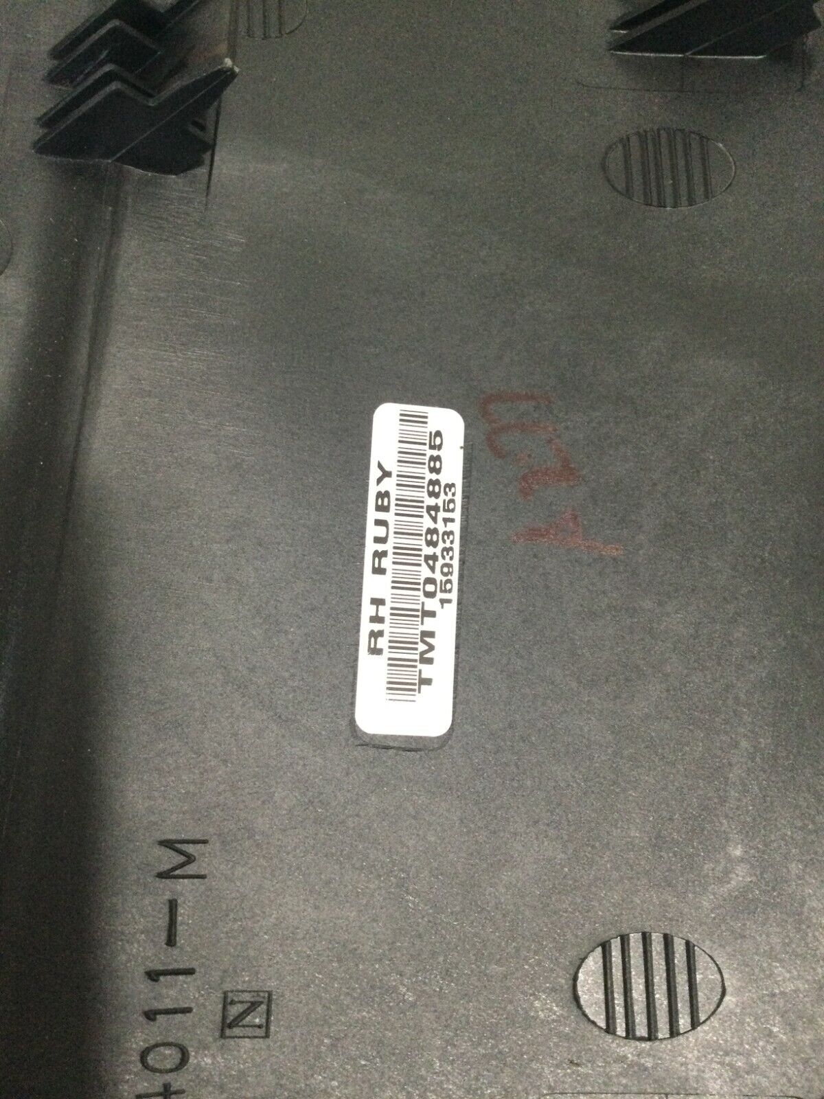 2007 Cadillac Escalade  Dash Vent  Passenger Right Side Trim RUBY 15933153