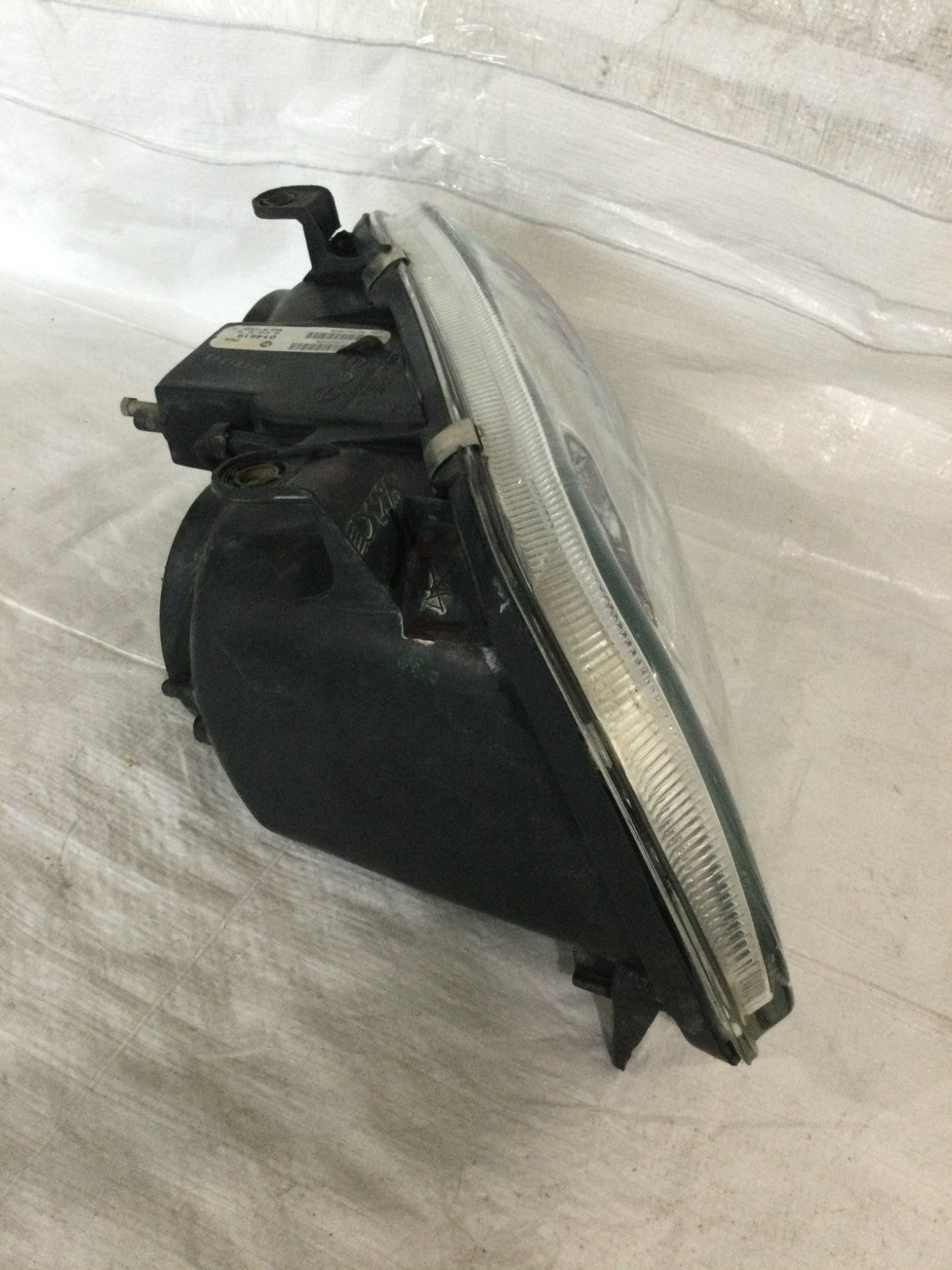 1997-2000 Toyota RAV4 Left Headlight OEM MARKED DAMAGE