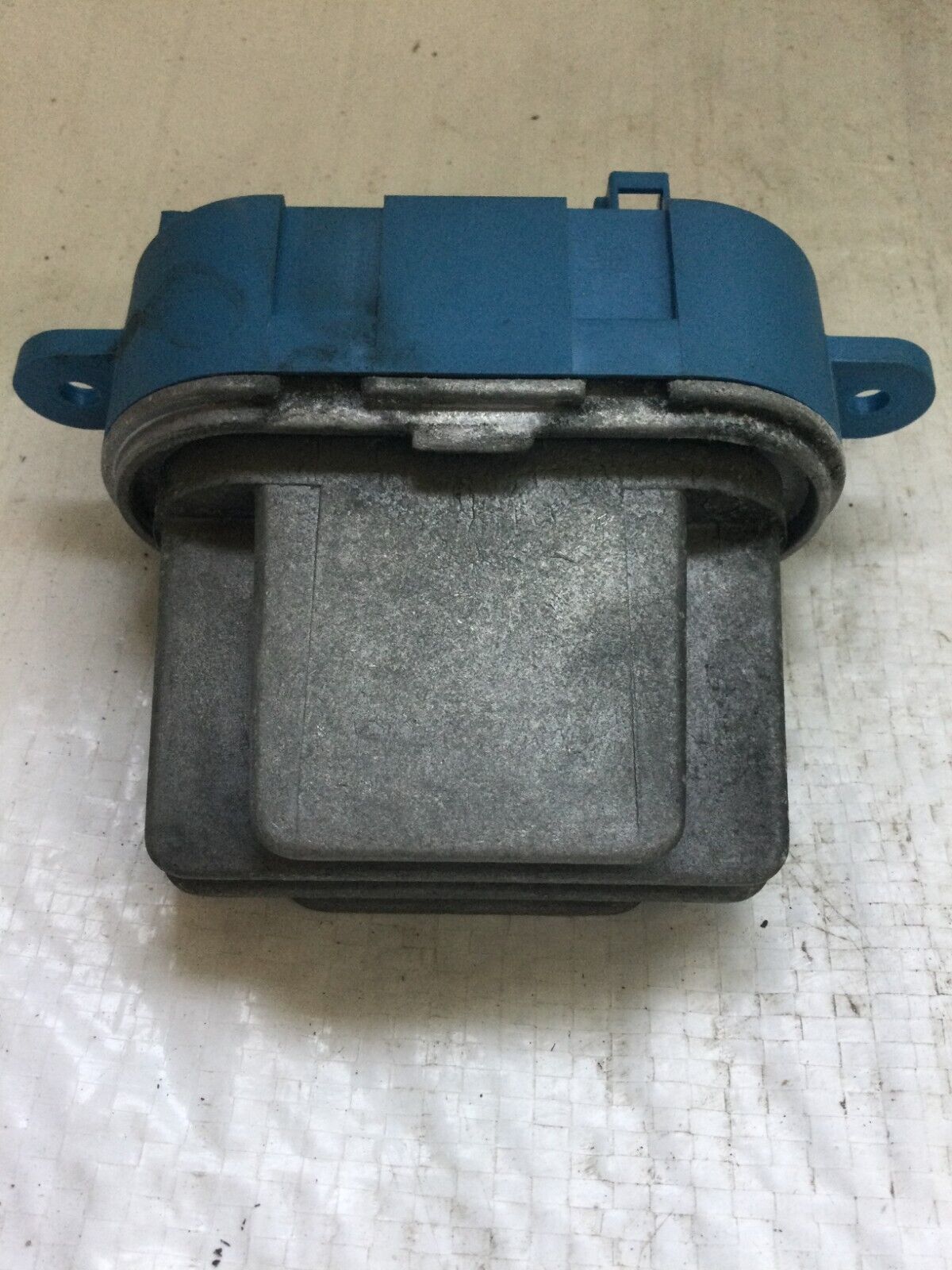 2007 Volkswagen Touareg Blower Motor Resistor OEM 2004-2009
