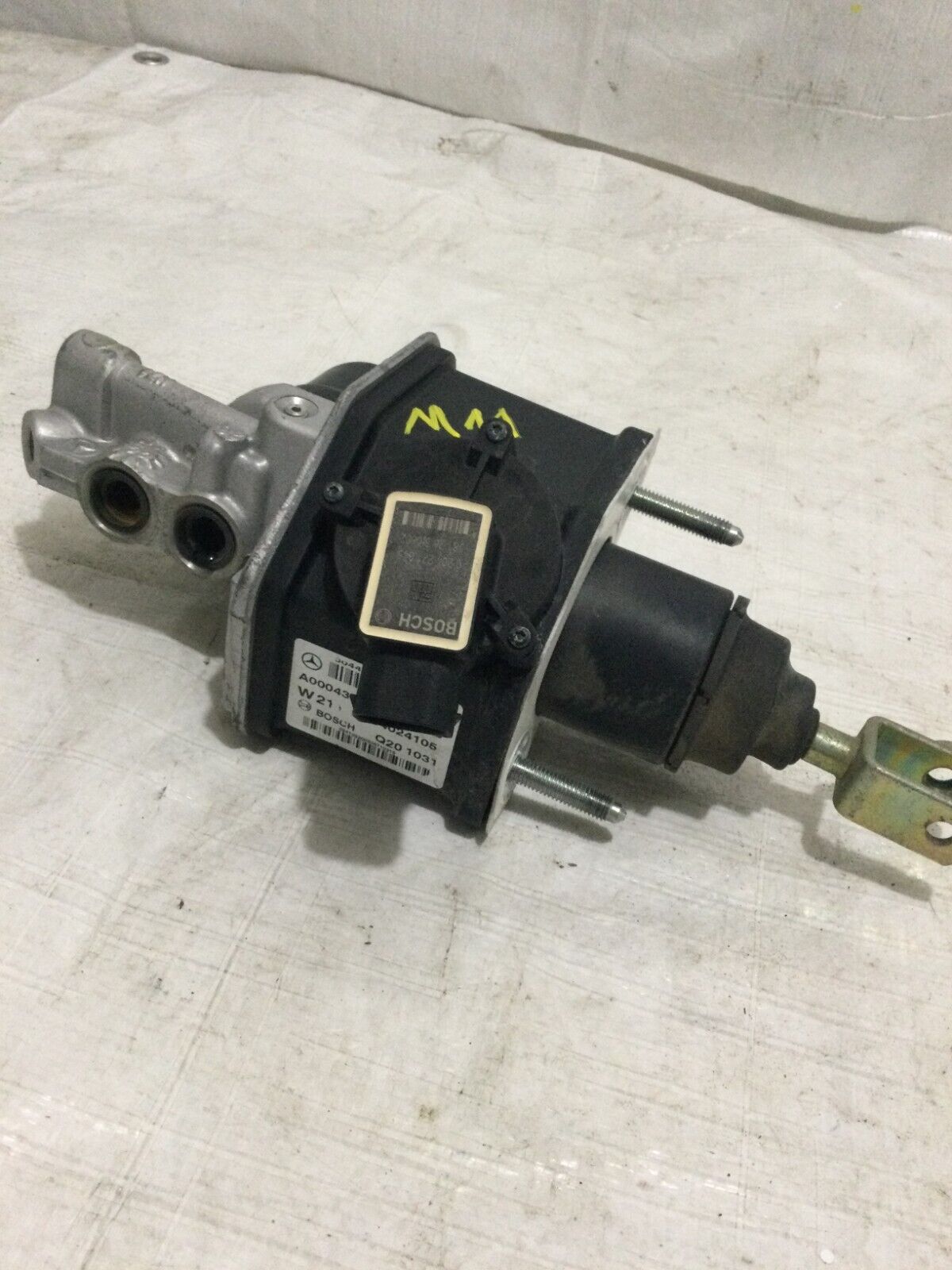 2006 Mercedes Benz 211 E55 Master Brake Cylinder OEM