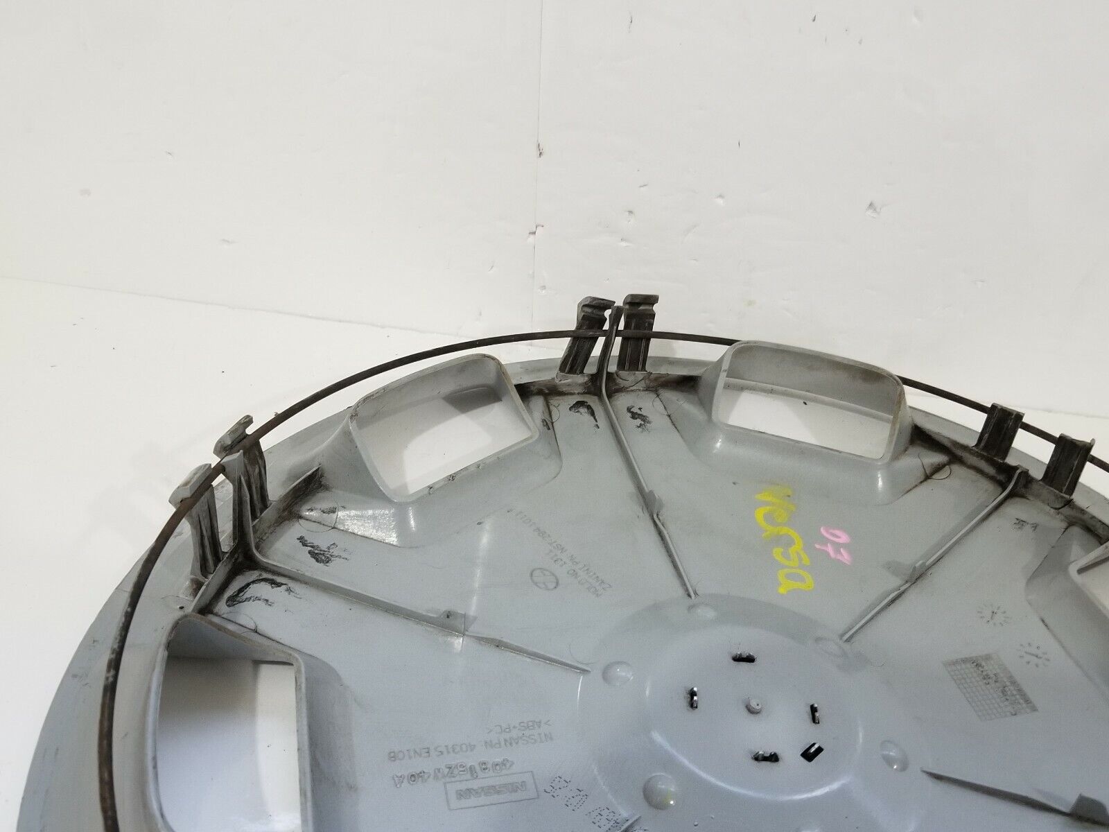 2007-2009 Nissan Versa 15" Wheel Cover Hubcap 40315-EN10B OEM