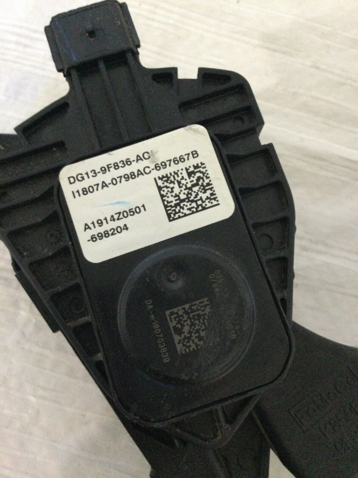 2017-2019 Ford Taurus Accelerator Gas Pedal OEM DG13-9F836-AC OEM