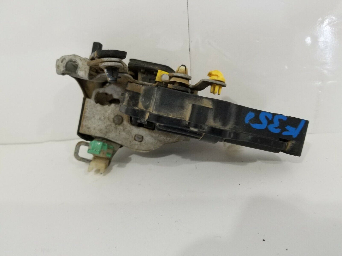 2006 Ford F350SD F-350 Super Duty Door Lock Latch Actuator Rear Right OEM