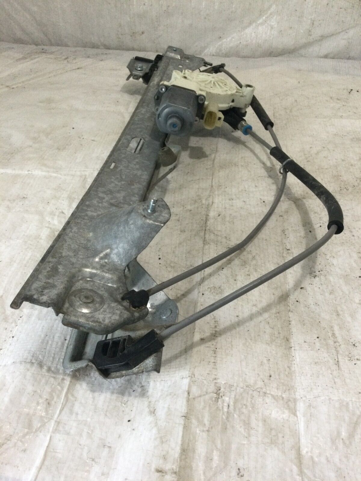 2007 GMC YUKON XL1500  Rear Right Passenger  Side  Door Power  Window Regulator