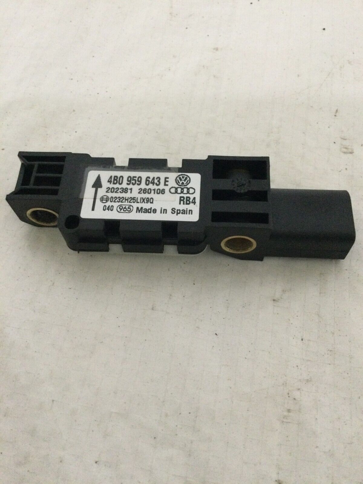2007 Volkswagen  Touareg Crash Impact Sensor 4B0959643E OEM