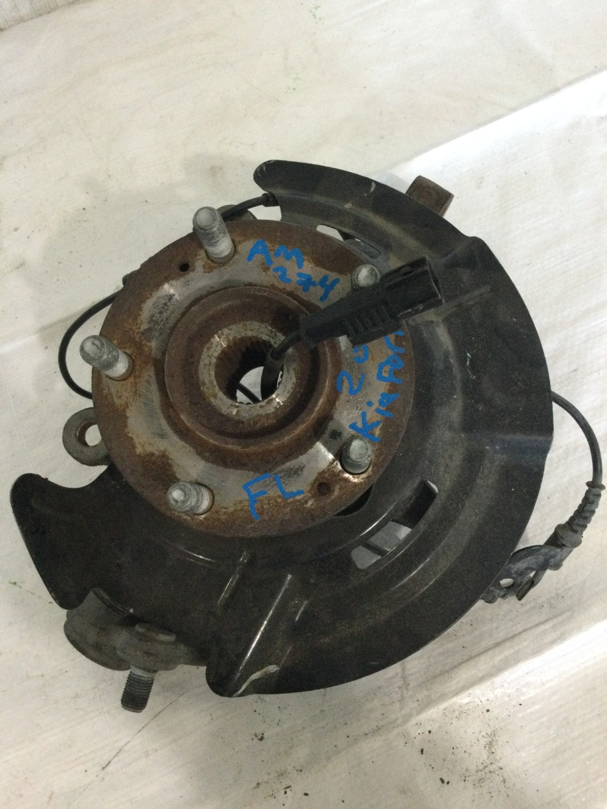 2020 Kia Forte Front Left Spindle Knuckle OEM