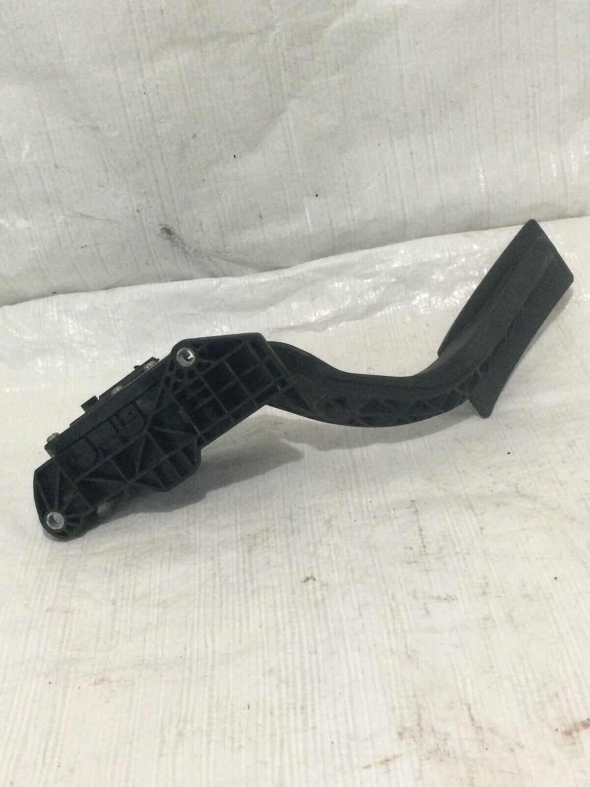 2006 GMC Sierra 2500 Accelerator Gas Pedal OEM 15233970