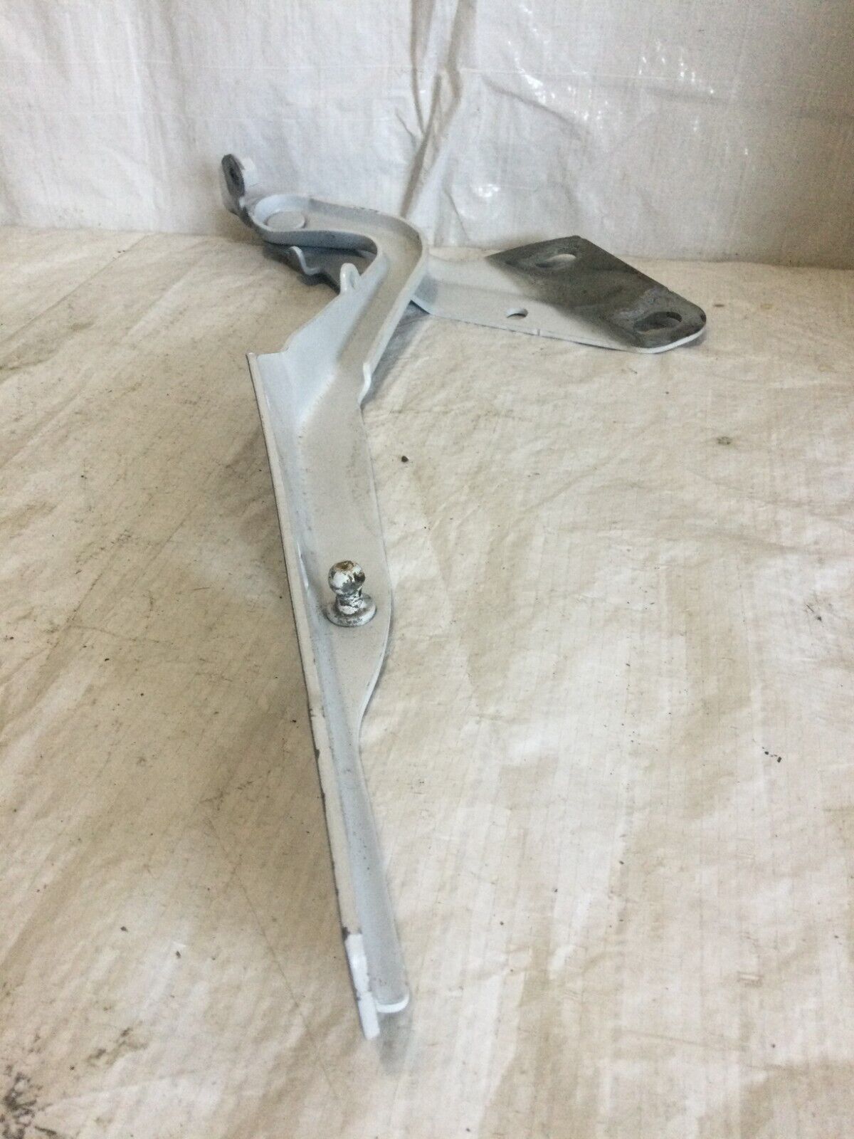 2018 Ram 3500 Right Passenger Side Hood Hinge OEM