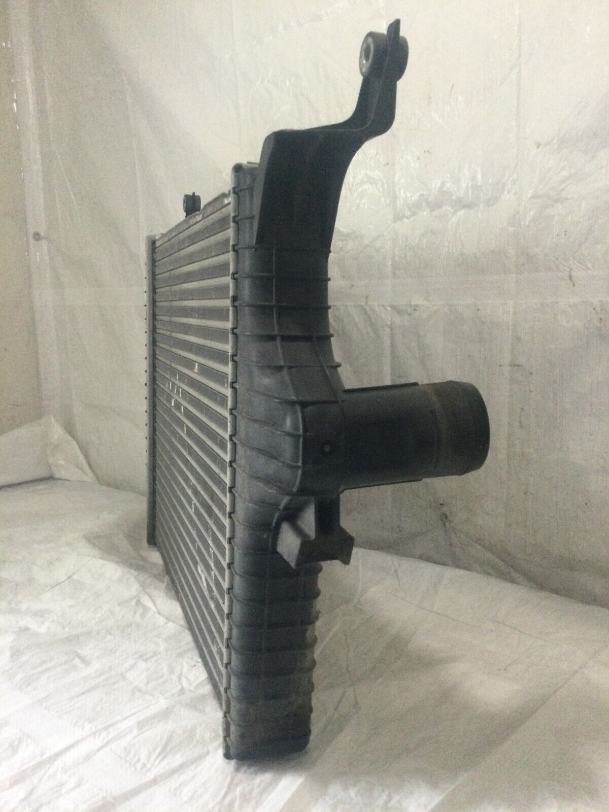2005 Ford F350  Radiator Assembly 5C346K775AA OEM
