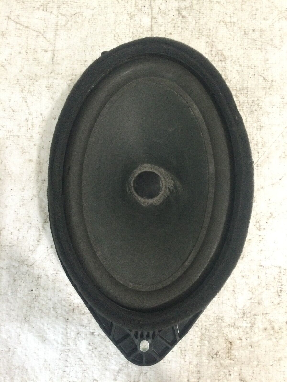2020-2021 Chevrolet Silverado 1500 Front Right Door Speaker 84688101 OEM