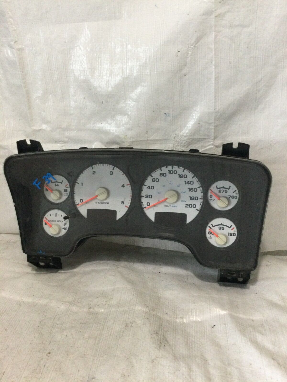 2003 Dodge Ram 2500   Speedometer Instrument Cluster Tachometer 05172048AE OEM