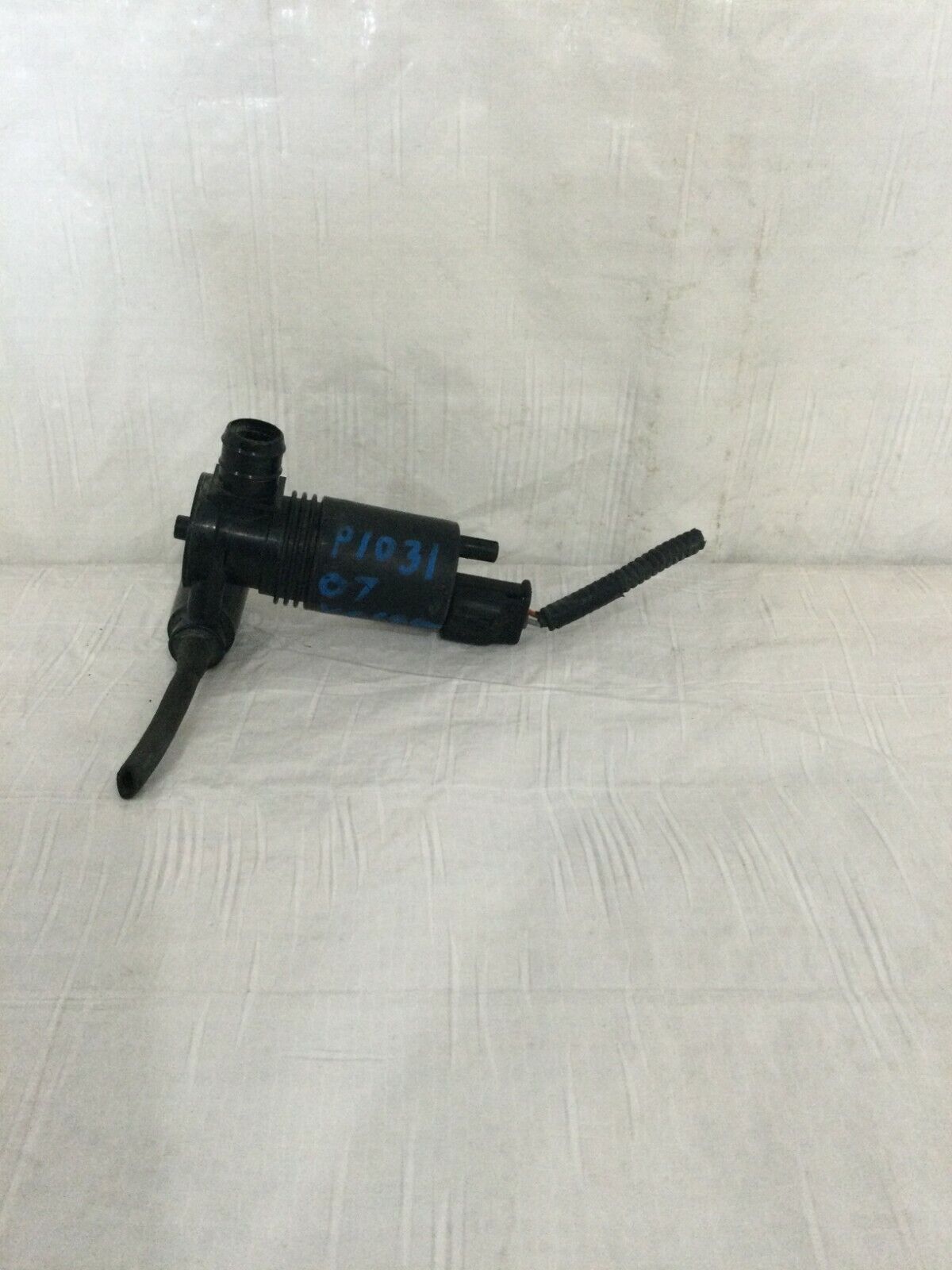 2007 Nissan Versa Front Washer Motor Pump OEM