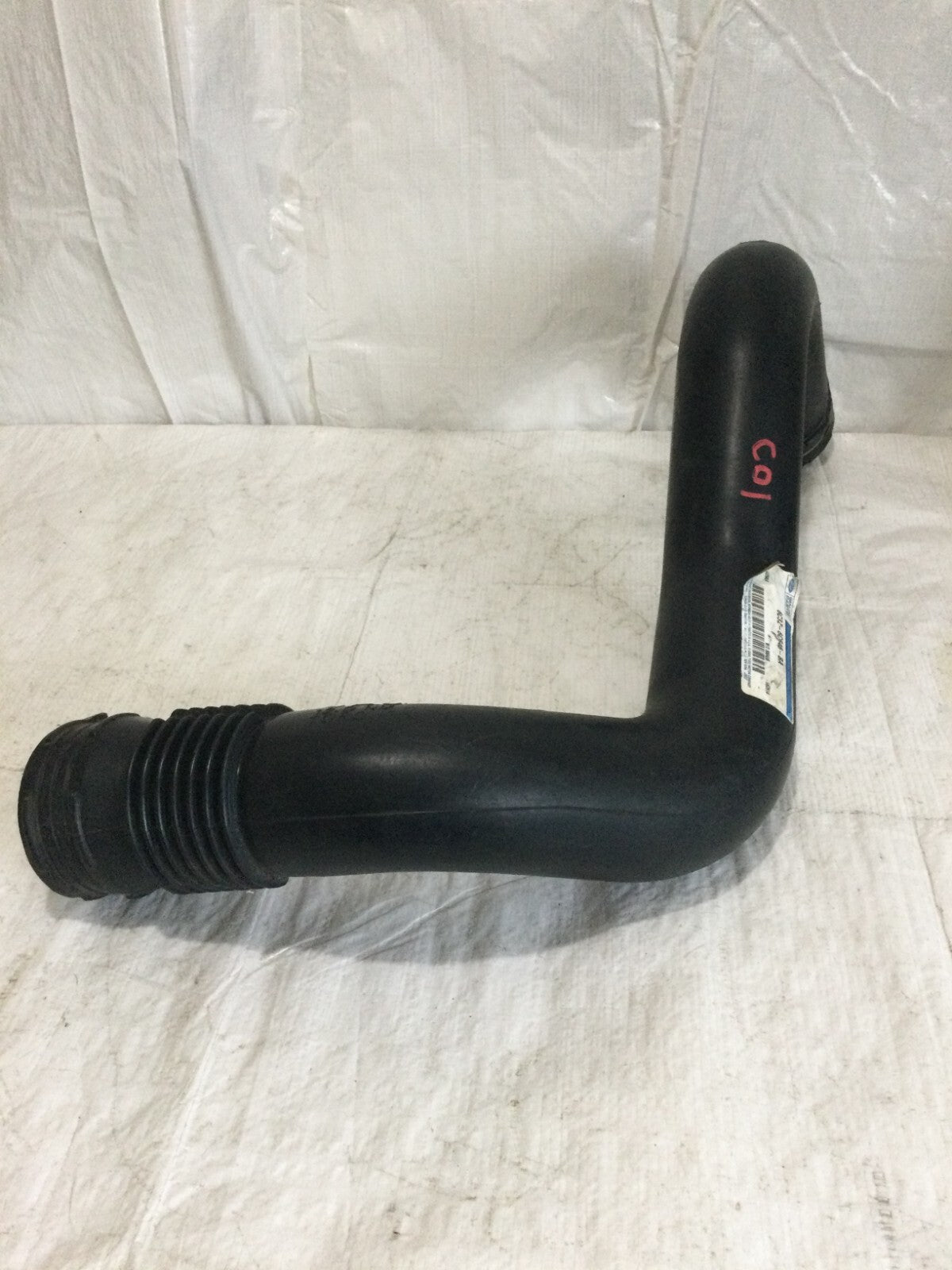 2004-2007 Ford F-350SD F350 Super Duty Air Duct Hose To Intake Manifold Tube OEM