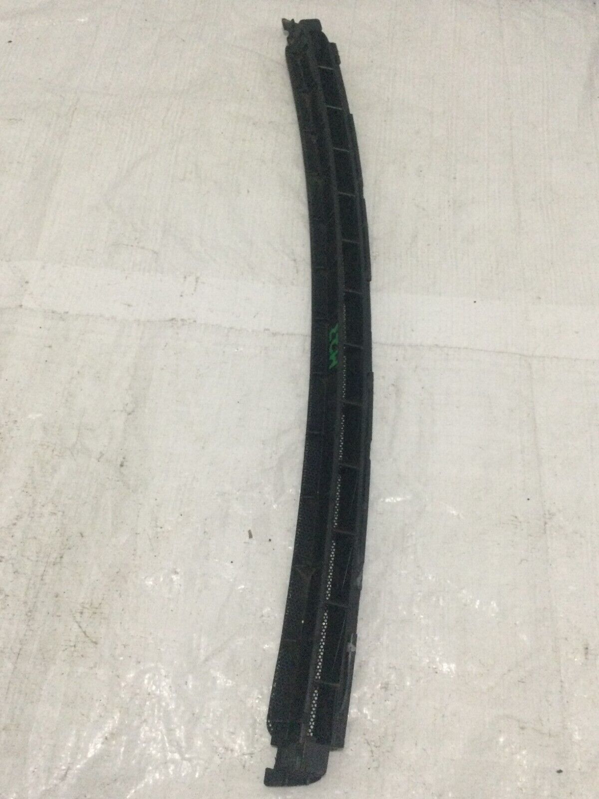 2004-2006 Volvo S60 Dashboard Grille Defroster Windshield Front Right 2612398 OE