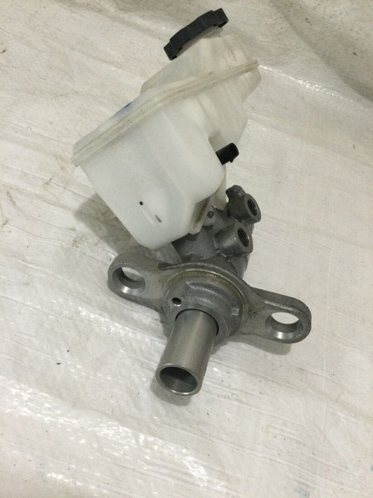 2018-2020 Buick Regal Master Brake Cylinder W/ Reservoir OEM