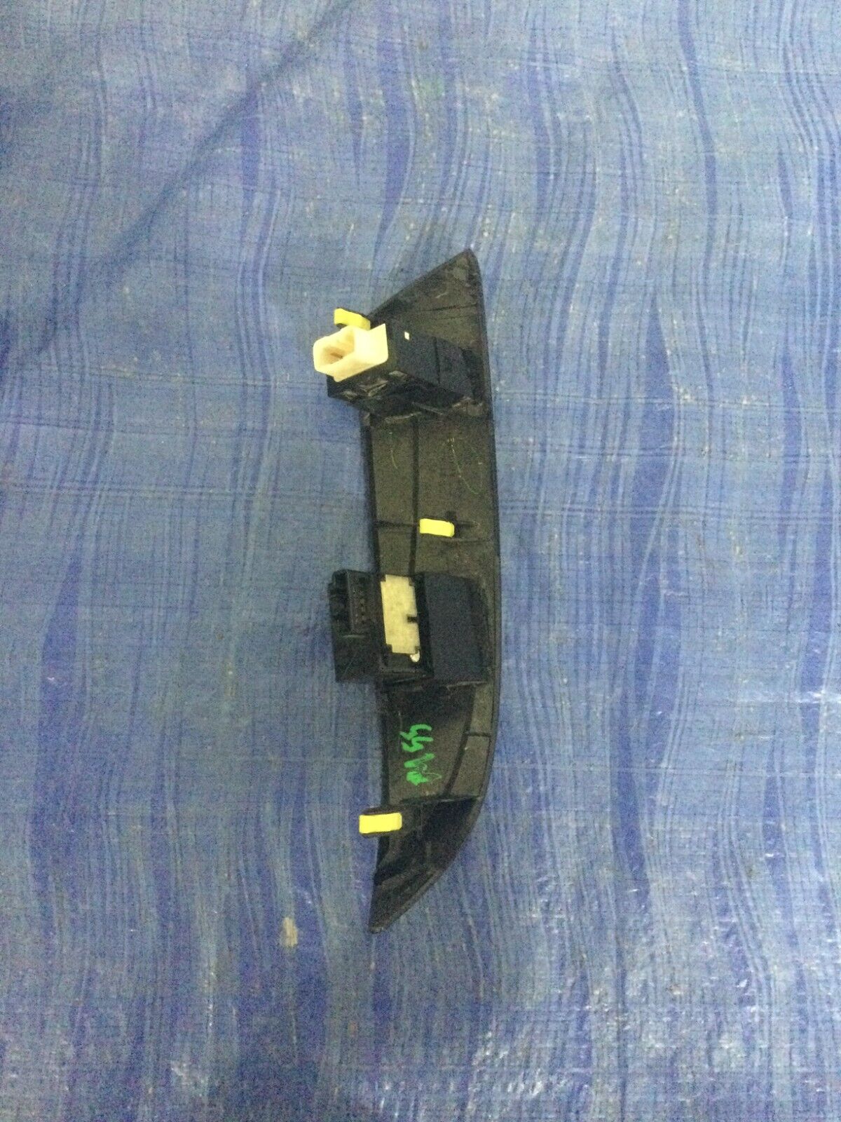 2004 Toyota Sienna Left Side Dashboard Trim Bezel  OEM LH