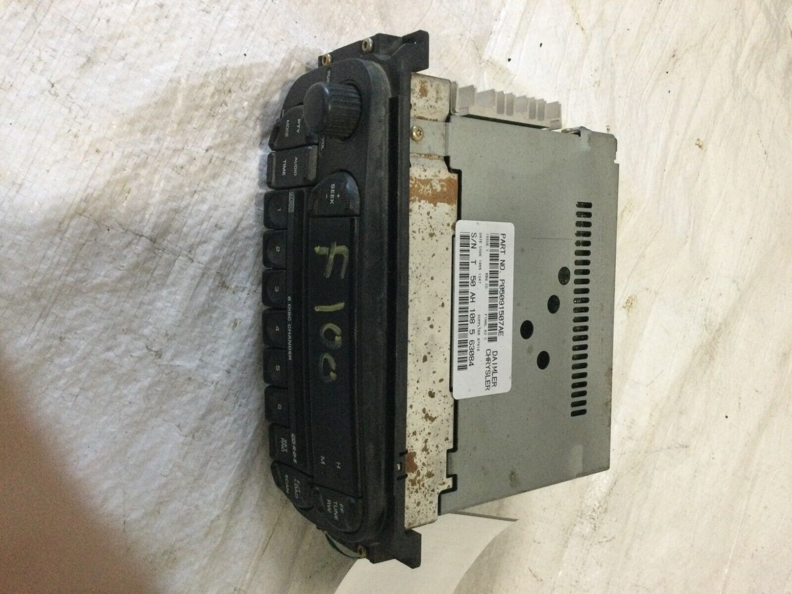 2002-2007 Dodge Ram 1500 AM FM Radio Stereo CD Player P05091507AE OEM