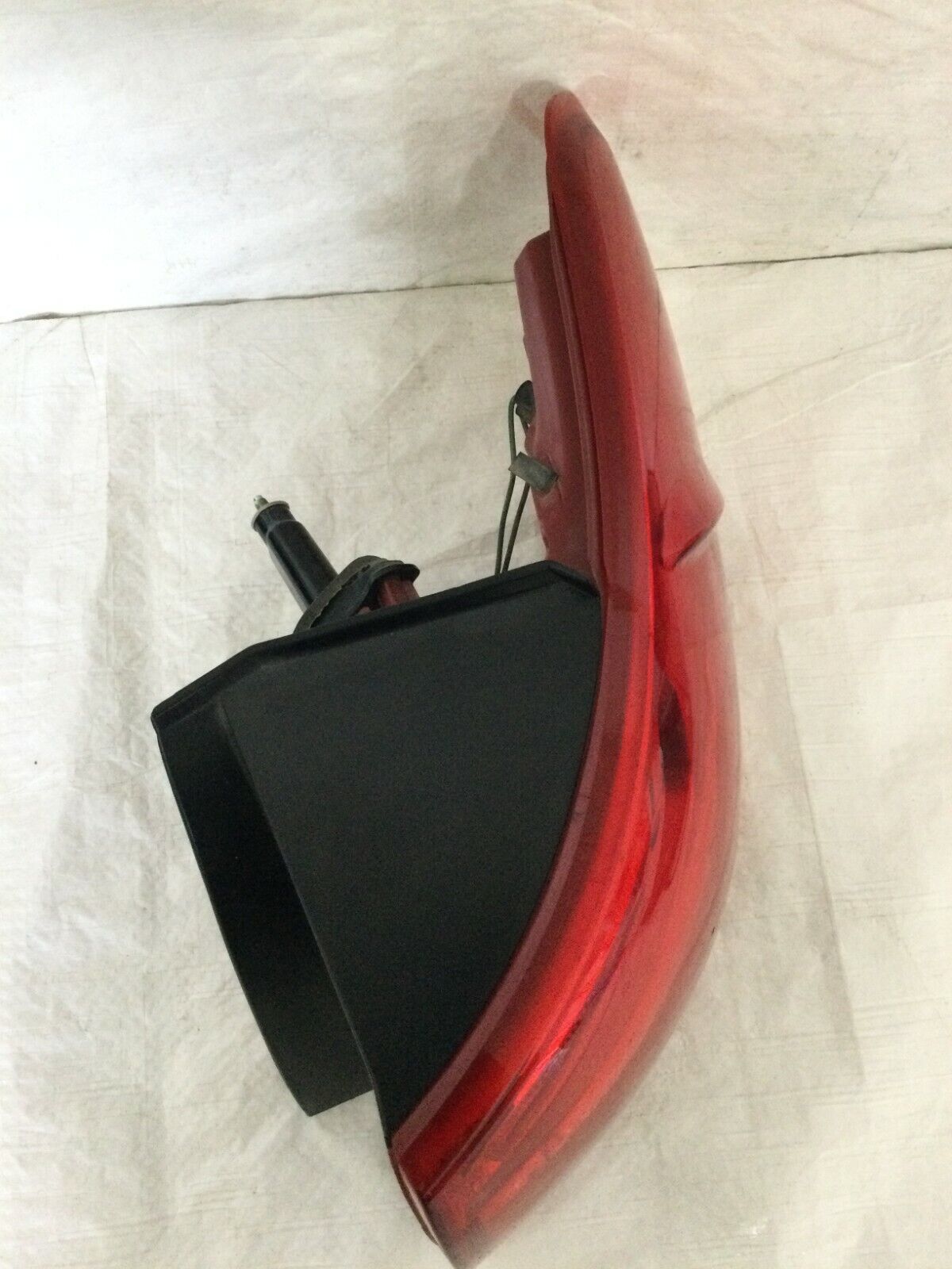2016-2018 Kia Sorento Tail Light Right RH Passenger OEM Halogen Brake Lamp