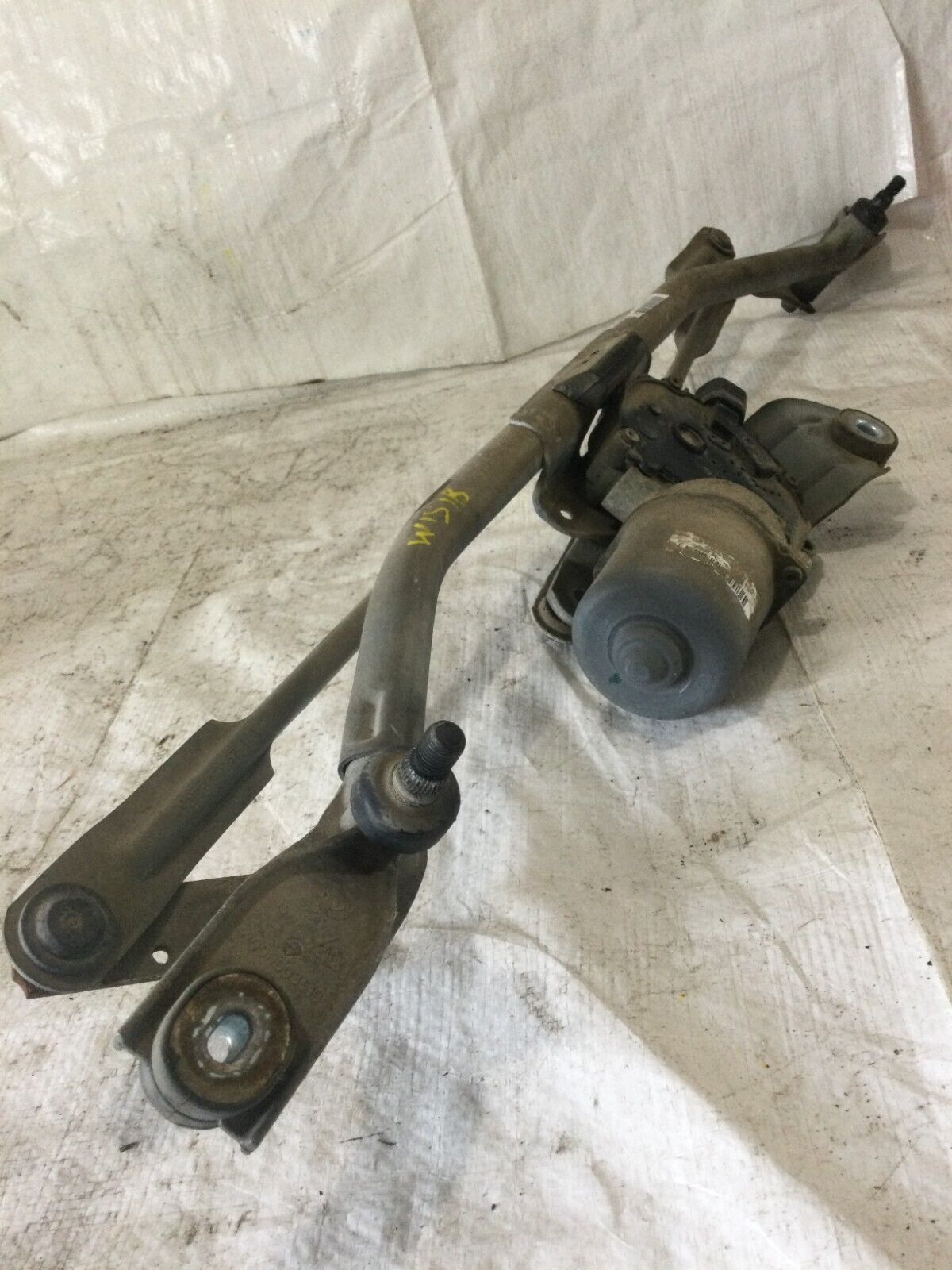 2007-2010 Chevy Silverado 2500 Windshield Wiper Motor W/ Linkage OEM 25923882