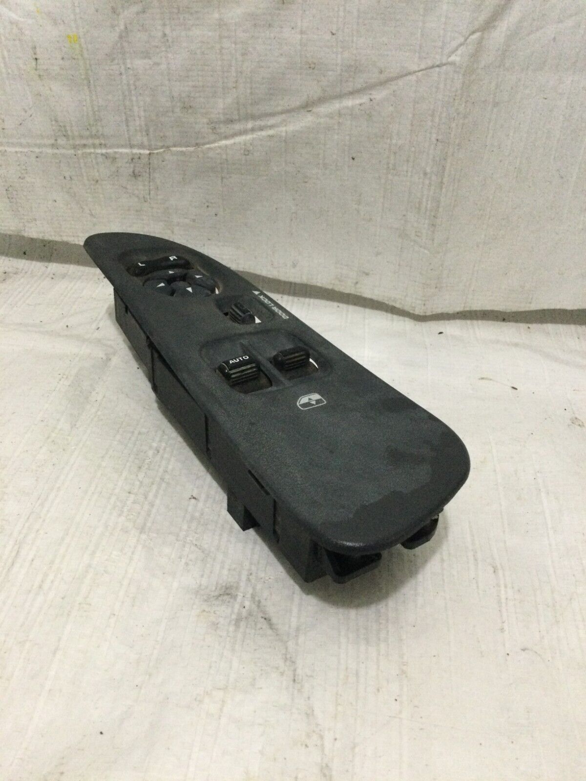 2007 Dodge Ram 1500 Front Left Driver Side Master Window Control Switch OEM